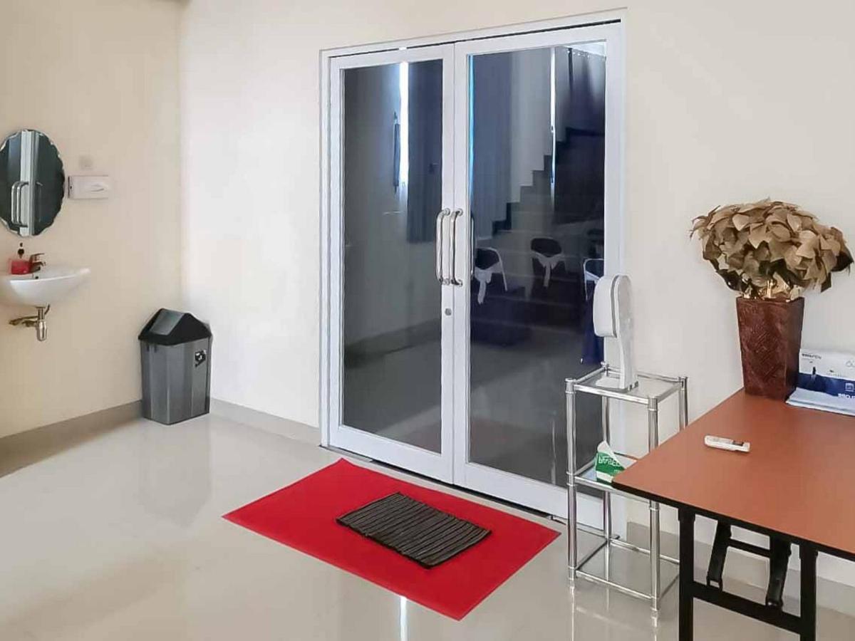 Wisma Talenta Mitra Reddoorz Jakarta Exterior photo